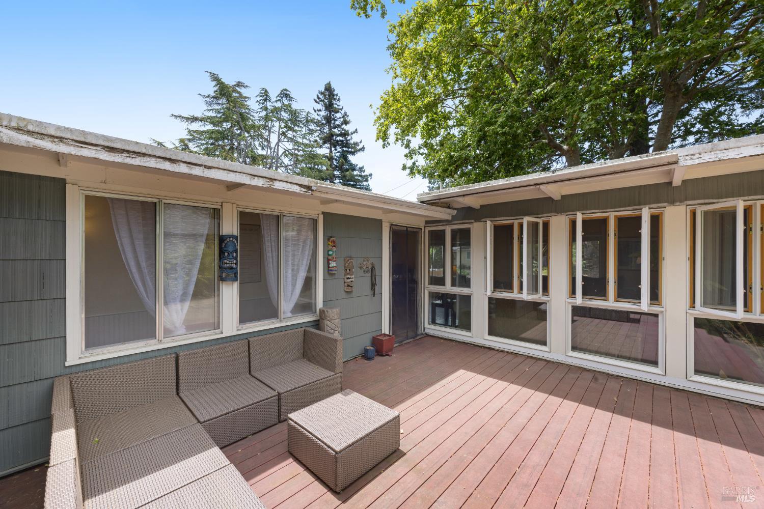 Detail Gallery Image 34 of 56 For 24 Los Alondras Ct, Novato,  CA 94947 - 2 Beds | 1 Baths