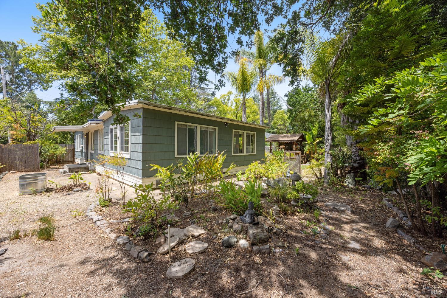 Detail Gallery Image 43 of 56 For 24 Los Alondras Ct, Novato,  CA 94947 - 2 Beds | 1 Baths