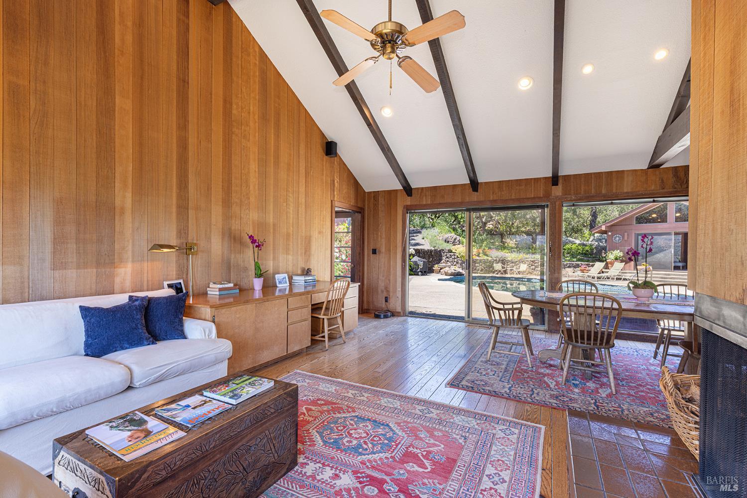 Detail Gallery Image 31 of 71 For 2231 1st Ave, Napa,  CA 94558 - 4 Beds | 3/1 Baths