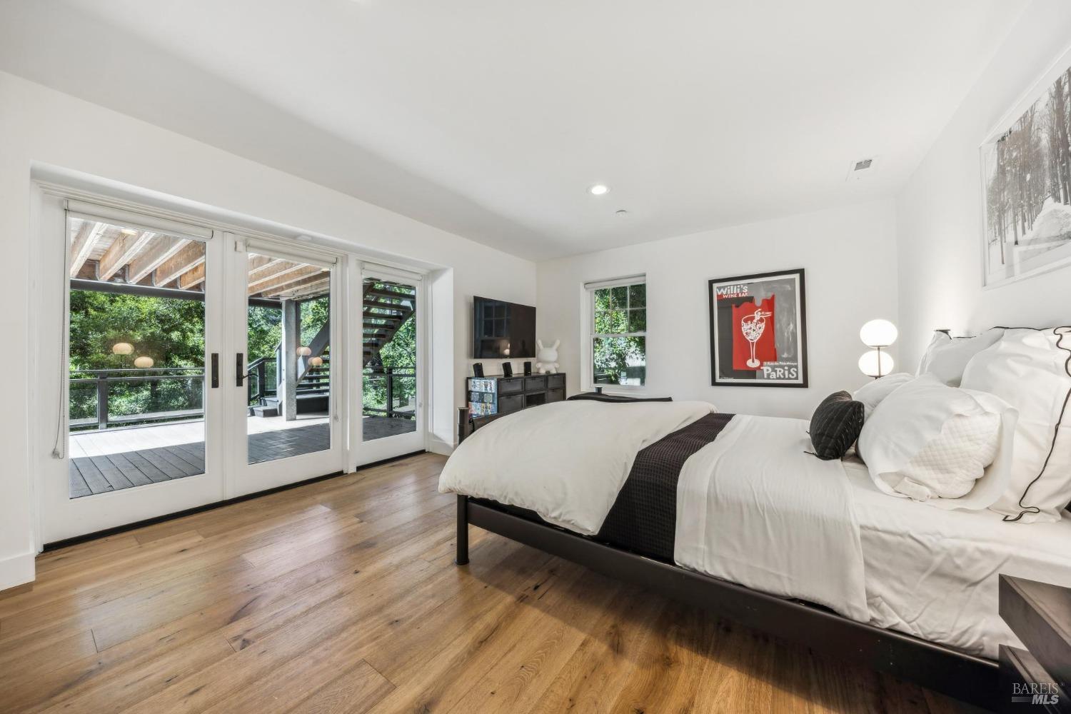Detail Gallery Image 29 of 47 For 30 Corte Sereno Unkn, Greenbrae,  CA 94904 - 5 Beds | 4/1 Baths