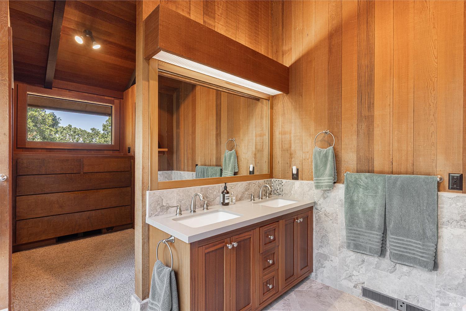 Detail Gallery Image 40 of 71 For 2231 1st Ave, Napa,  CA 94558 - 4 Beds | 3/1 Baths