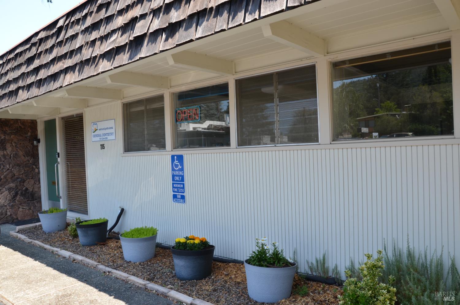 Detail Gallery Image 13 of 48 For 715 S Dora St #2,  Ukiah,  CA 95482 - – Beds | – Baths