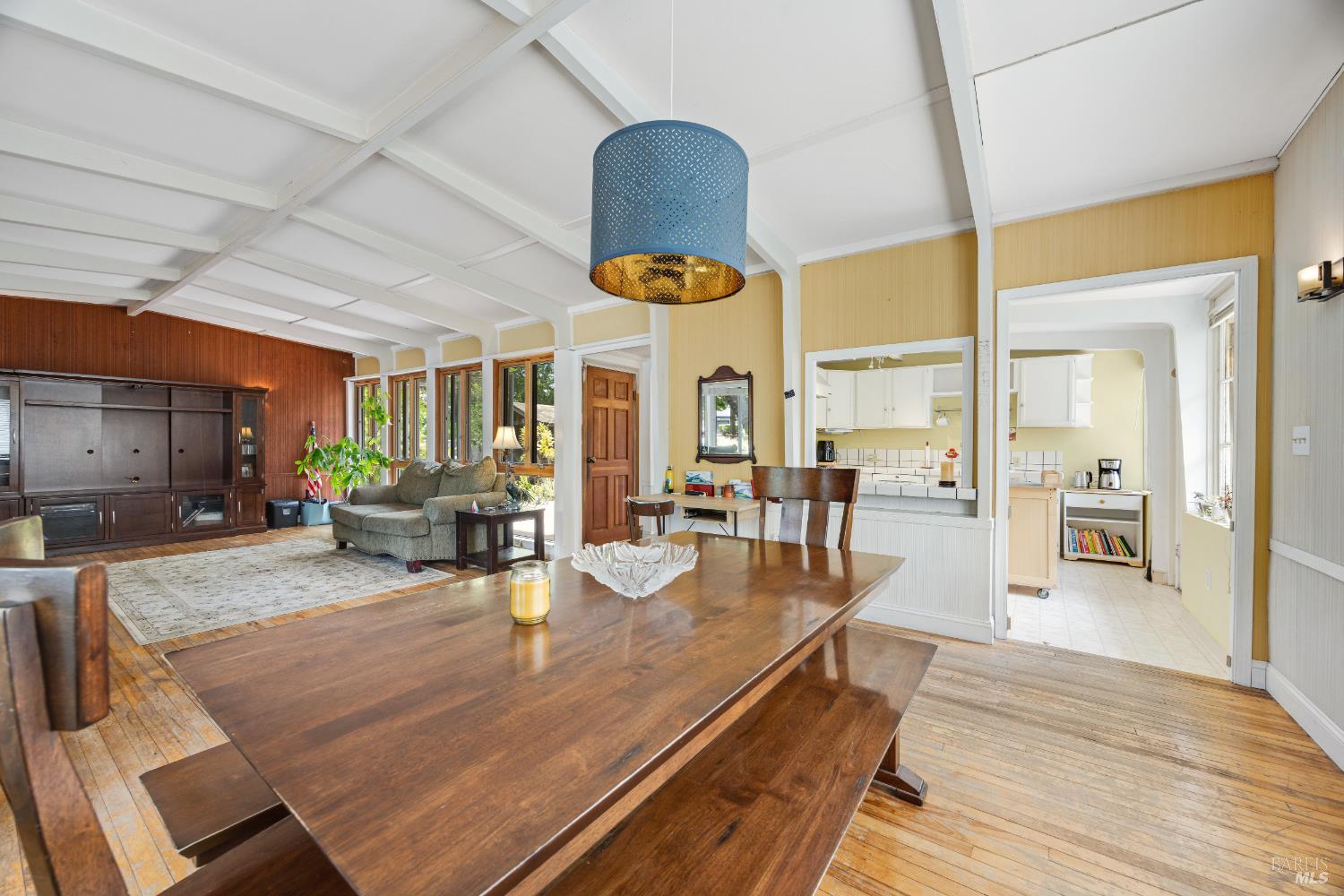 Detail Gallery Image 14 of 56 For 24 Los Alondras Ct, Novato,  CA 94947 - 2 Beds | 1 Baths