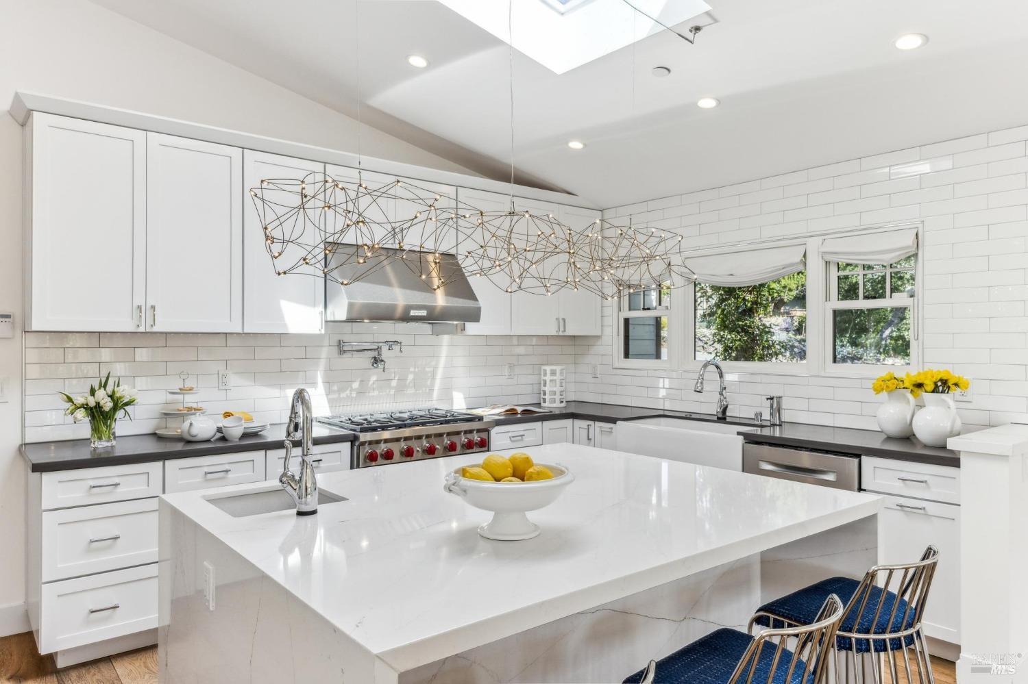 Detail Gallery Image 14 of 47 For 30 Corte Sereno Unkn, Greenbrae,  CA 94904 - 5 Beds | 4/1 Baths