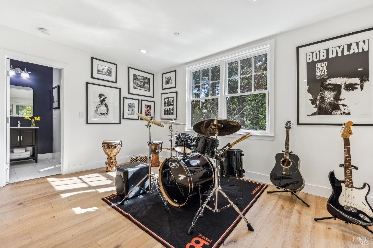 Detail Gallery Image 37 of 47 For 30 Corte Sereno Unkn, Greenbrae,  CA 94904 - 5 Beds | 4/1 Baths