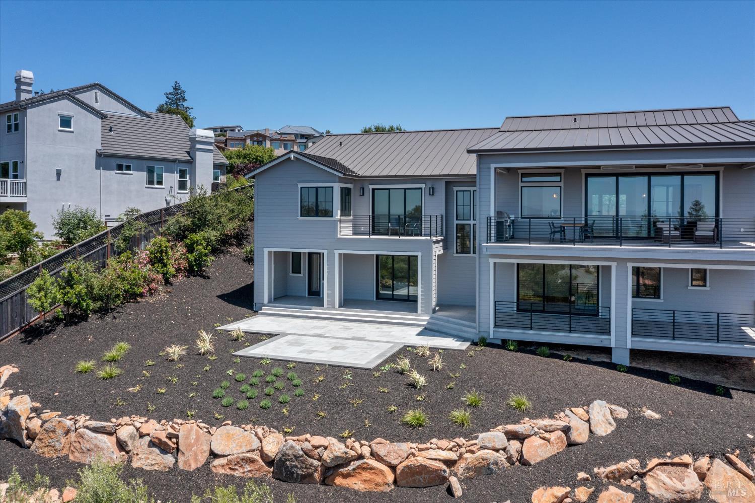 Detail Gallery Image 32 of 34 For 3855 Royal Manor Pl, Santa Rosa,  CA 95404 - 4 Beds | 4/1 Baths