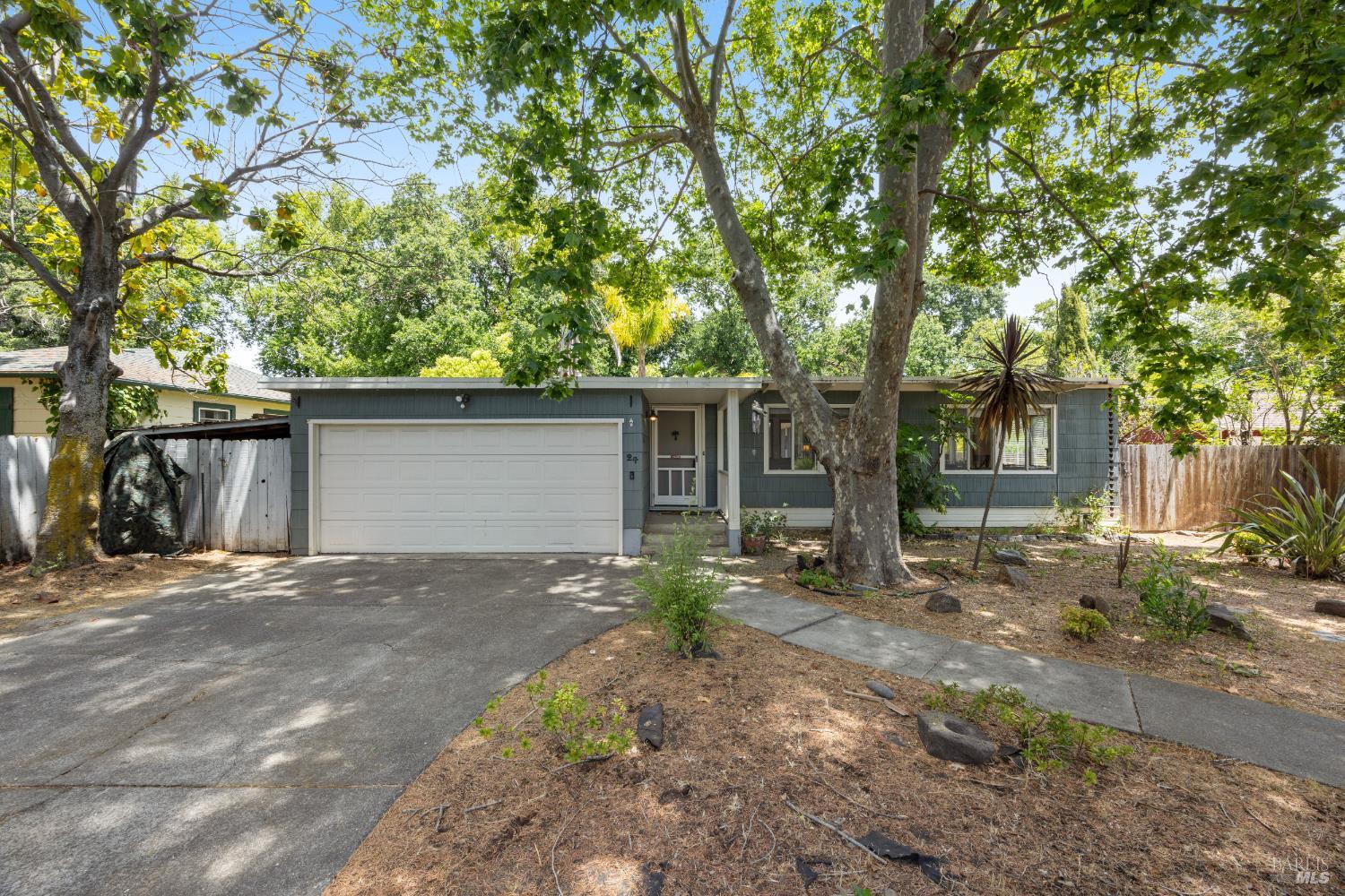 Detail Gallery Image 55 of 56 For 24 Los Alondras Ct, Novato,  CA 94947 - 2 Beds | 1 Baths