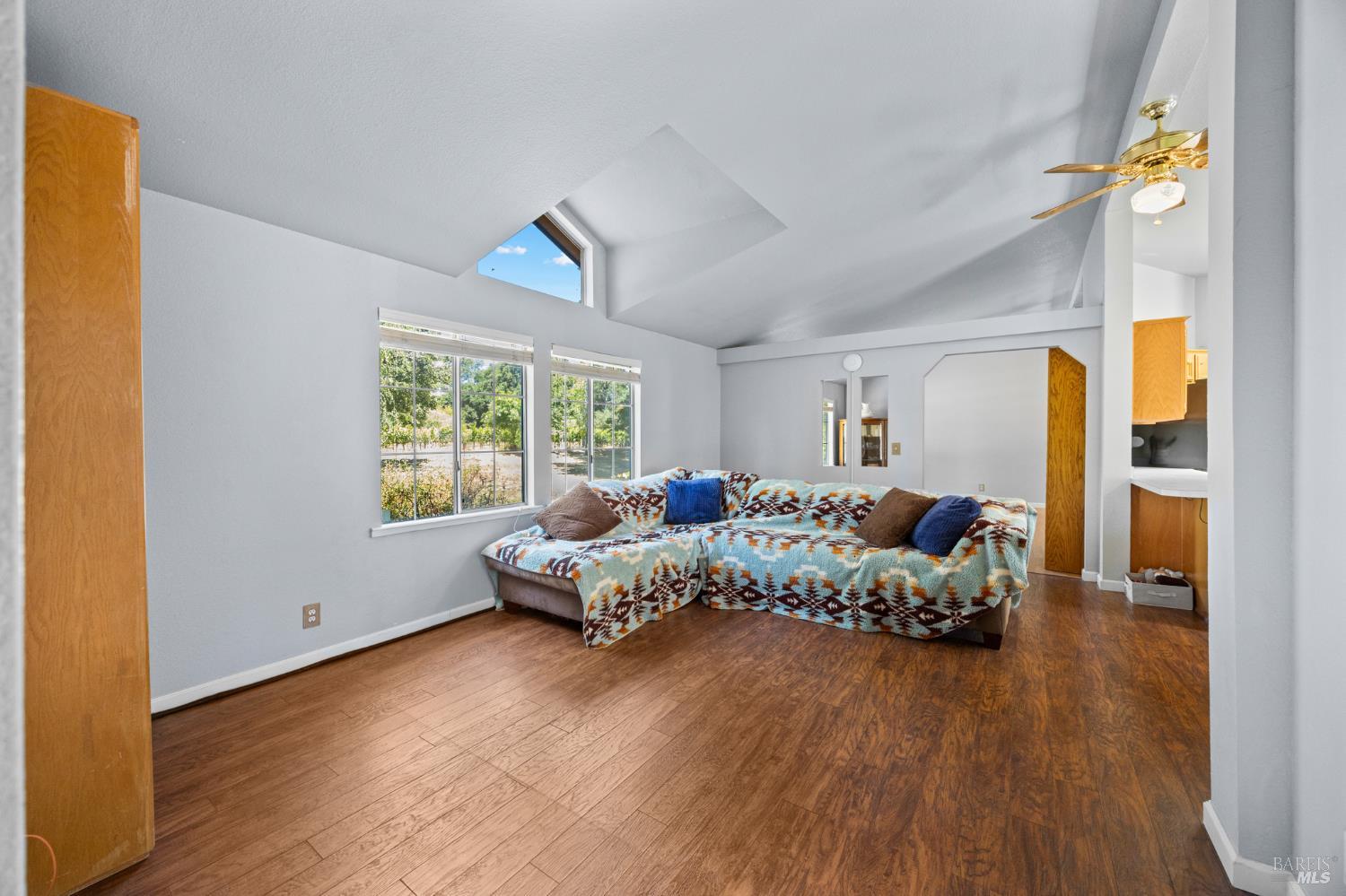 Detail Gallery Image 13 of 31 For 8183 Appian Way, Sebastopol,  CA 95472 - 3 Beds | 2 Baths