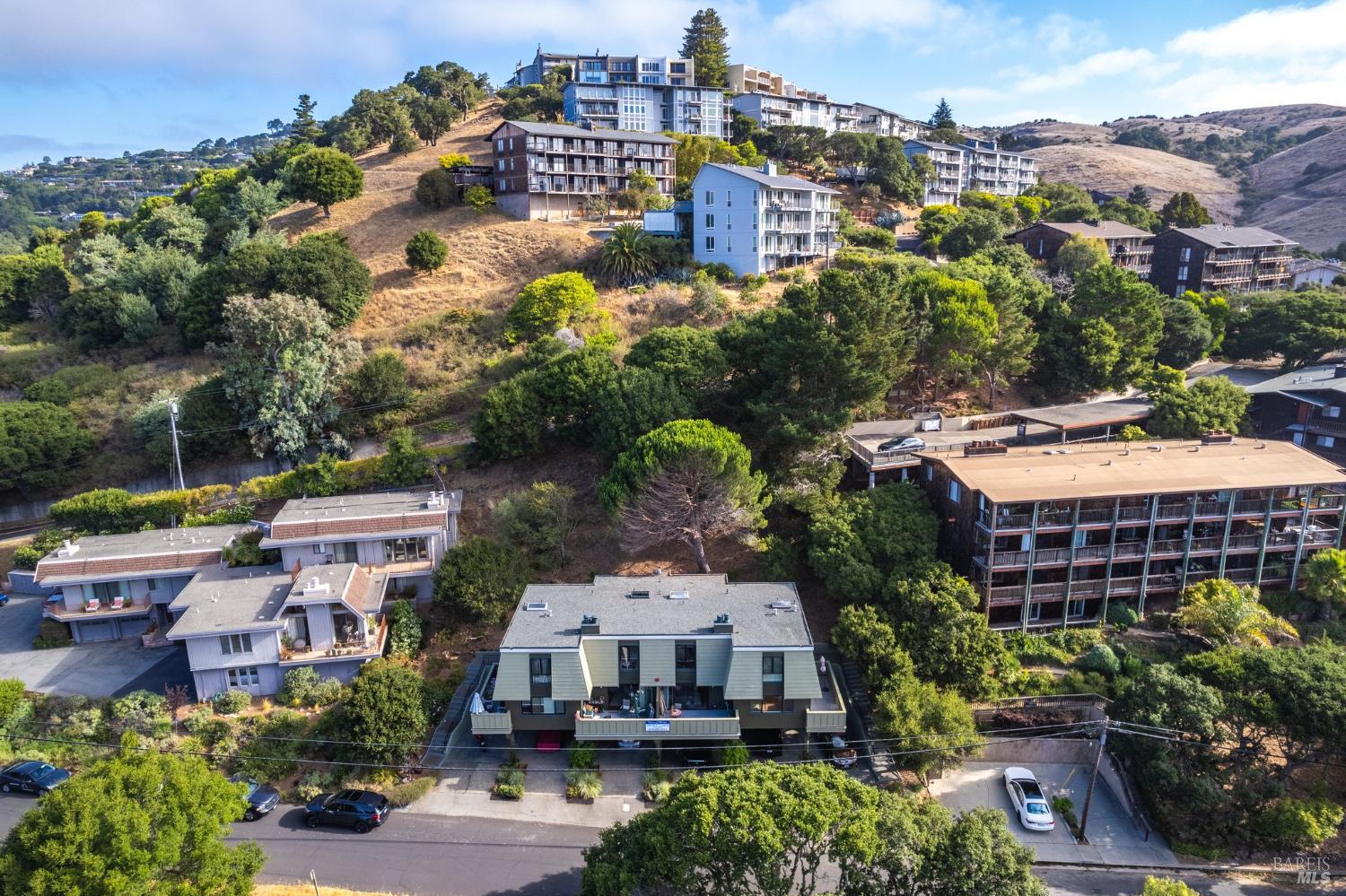 Detail Gallery Image 7 of 19 For 1206 Mariner Way, Tiburon,  CA 94920 - – Beds | – Baths