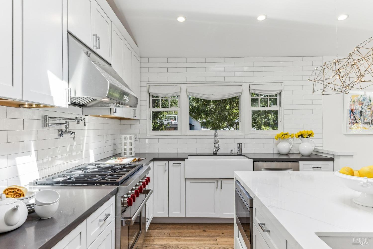 Detail Gallery Image 16 of 47 For 30 Corte Sereno Unkn, Greenbrae,  CA 94904 - 5 Beds | 4/1 Baths