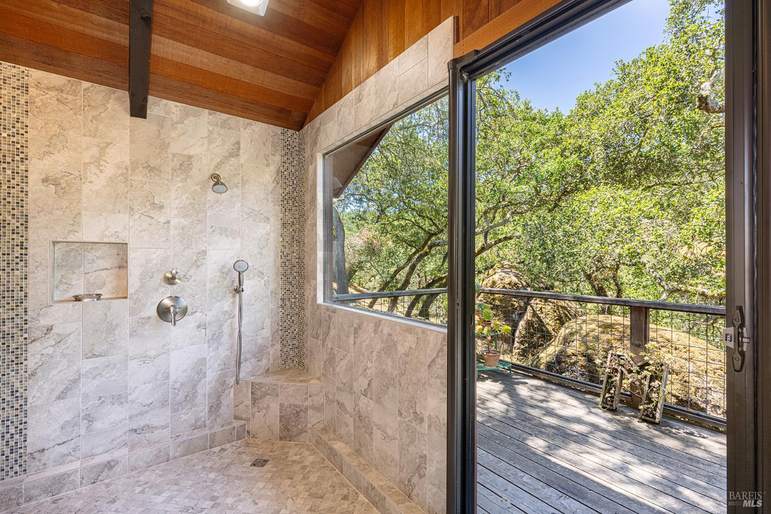 Detail Gallery Image 42 of 71 For 2231 1st Ave, Napa,  CA 94558 - 4 Beds | 3/1 Baths