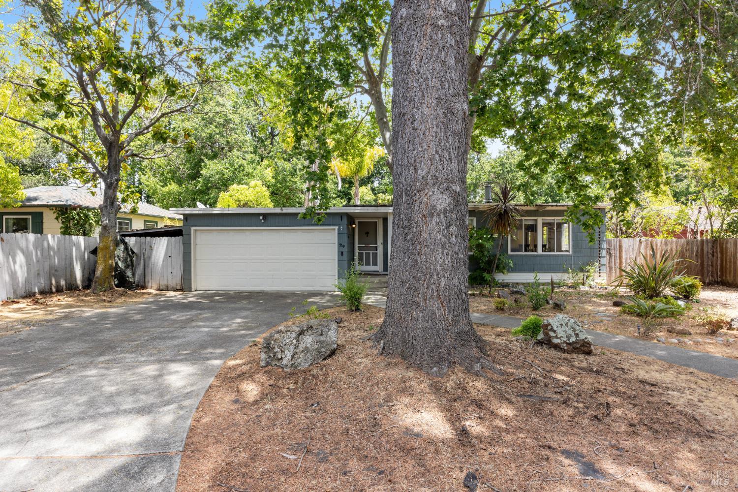Detail Gallery Image 52 of 56 For 24 Los Alondras Ct, Novato,  CA 94947 - 2 Beds | 1 Baths