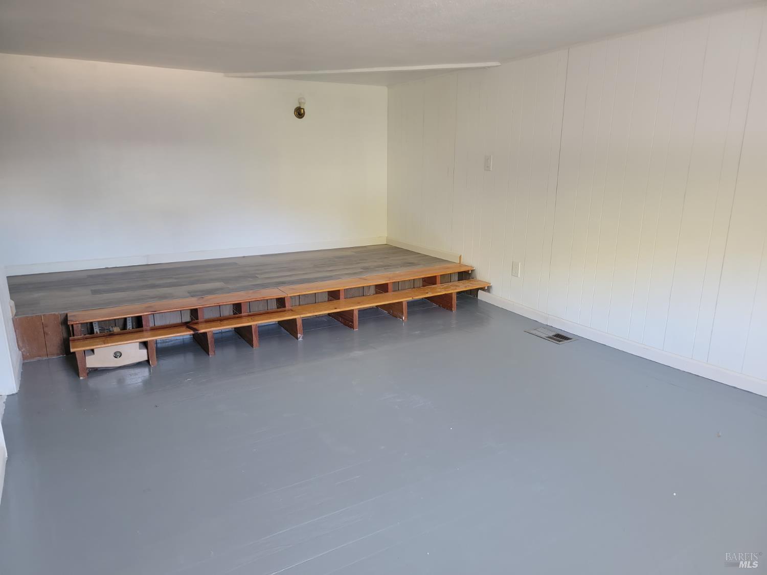Detail Gallery Image 12 of 21 For 236 Los Gatos Ave, Vallejo,  CA 94589 - 3 Beds | 1 Baths