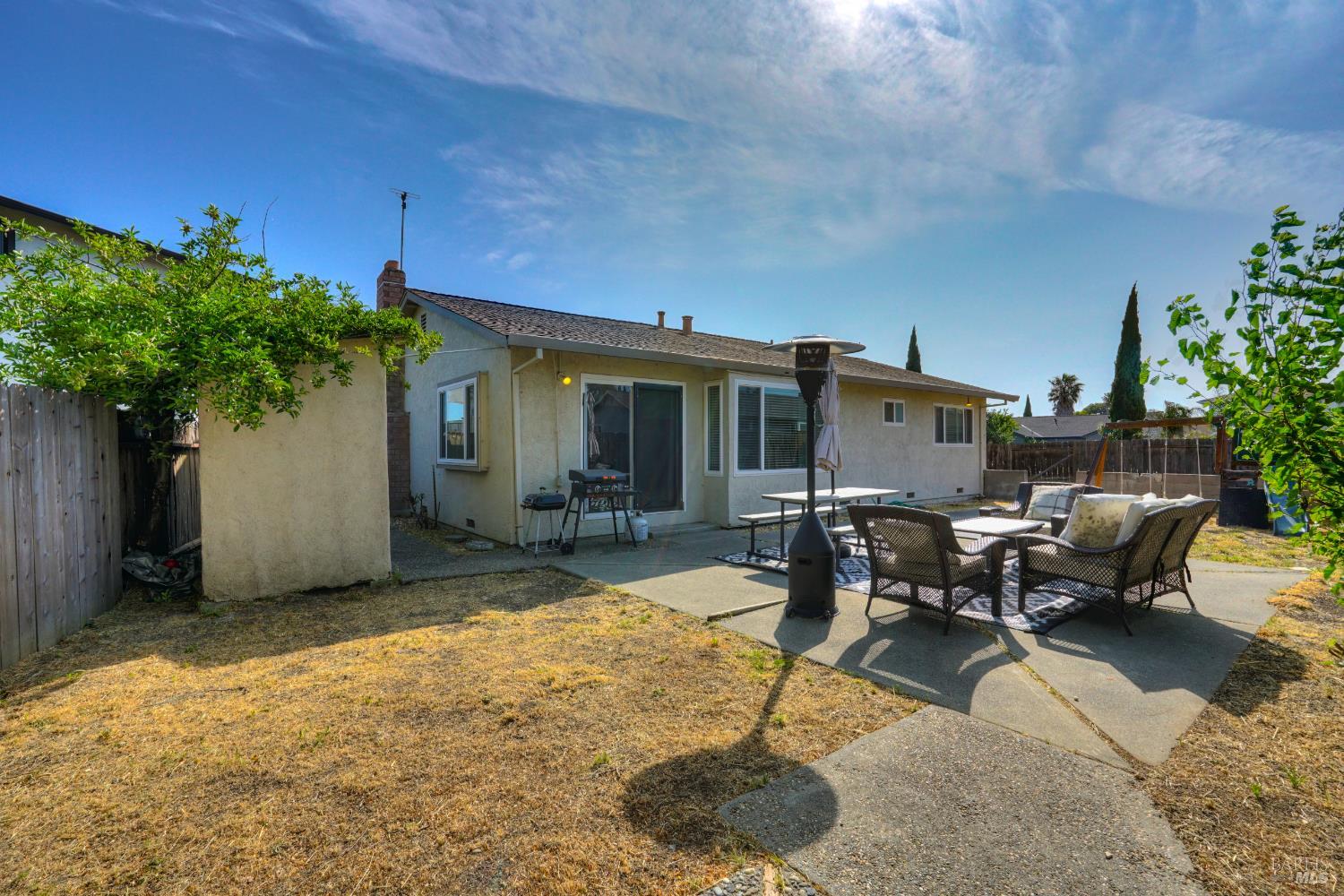Detail Gallery Image 28 of 77 For 906 Trumpeter Ct, Suisun City,  CA 94585 - 3 Beds | 2 Baths