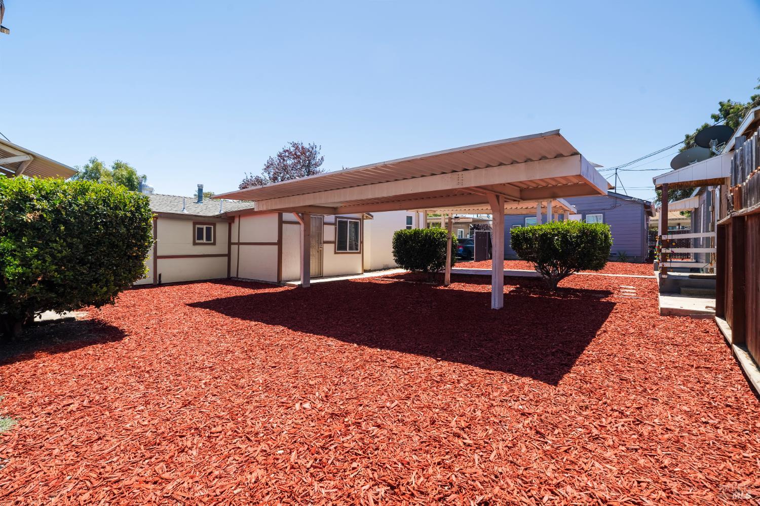 Detail Gallery Image 4 of 24 For 19 Washington St, Bay Point,  CA 94565 - – Beds | – Baths