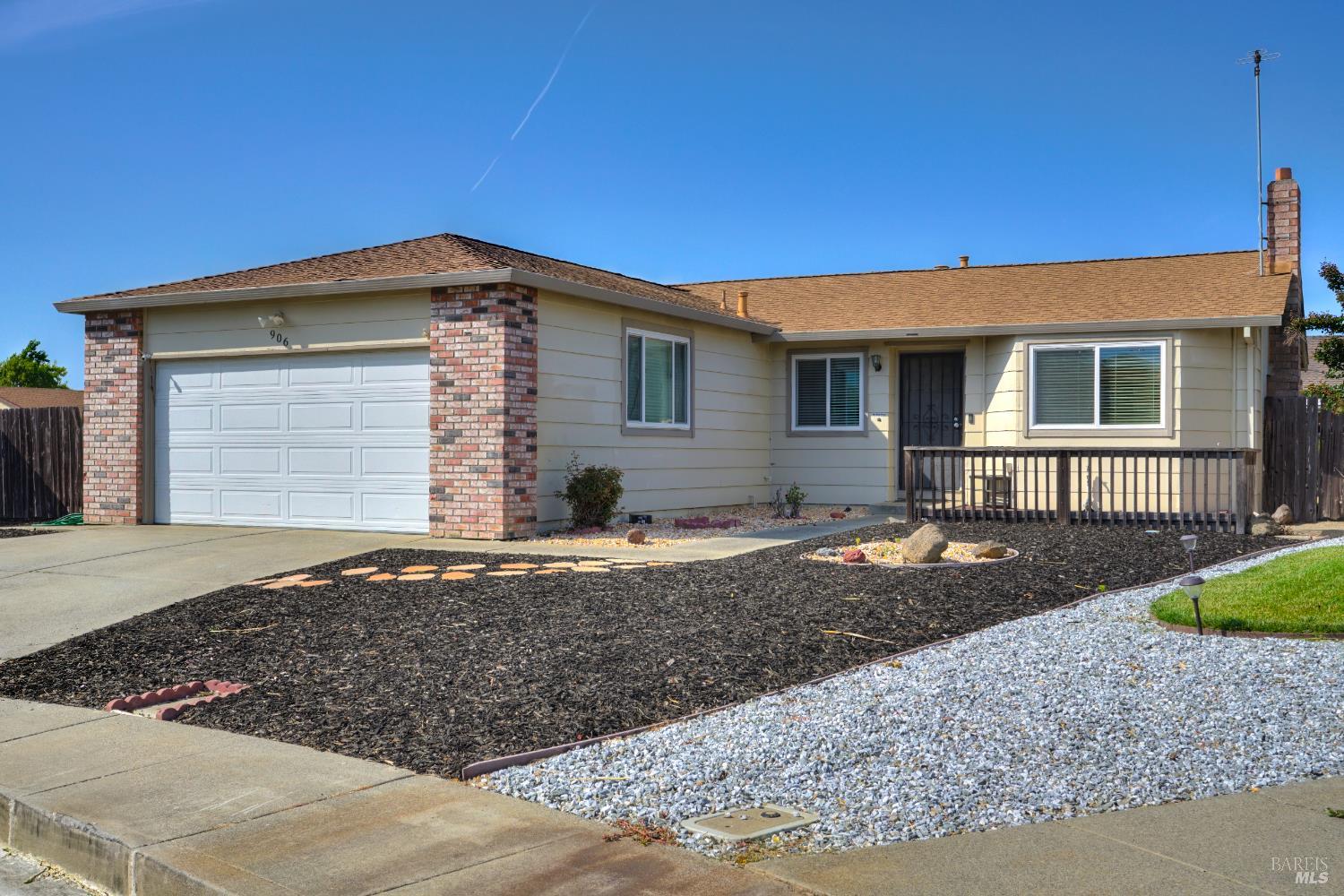Detail Gallery Image 3 of 77 For 906 Trumpeter Ct, Suisun City,  CA 94585 - 3 Beds | 2 Baths