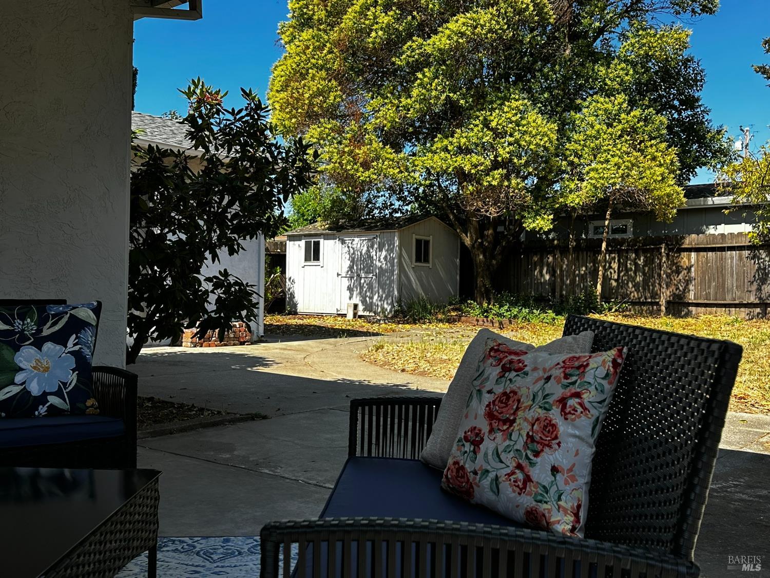 Detail Gallery Image 11 of 14 For 2038 S Terrace Dr, Napa,  CA 94559 - 3 Beds | 2 Baths