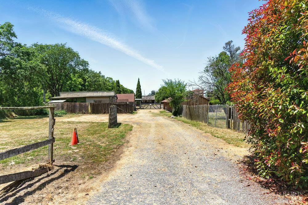 Detail Gallery Image 6 of 73 For 6067 Gilmore Ave, Cotati,  CA 94931 - 3 Beds | 2 Baths