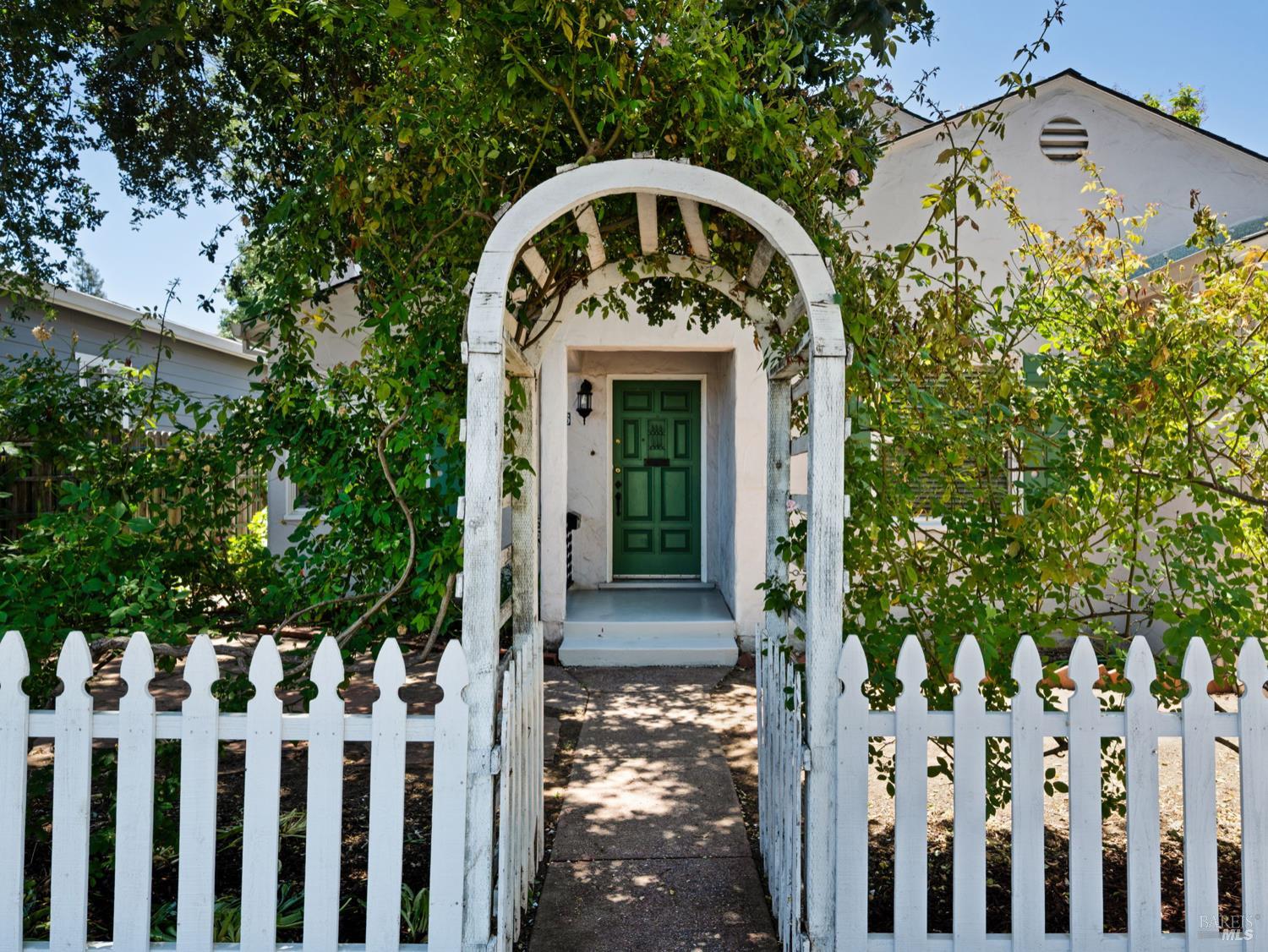 636 Dexter Street Santa Rosa, California Adorable, single level 2 bedroom house in the historic and desirable Santa Rosa JC neighborhood! Come see this quaint, well-maintained home with central air conditioning, separate dining room, high efficiency wood burning fireplace insert, charming original hardwood floors, attached garage, with a wonderful tool bench work space, and Sonic fiber optic data already connected. Come check out the gardening opportunities and mature trees surrounding the home. Back bedroom features glass French doors opening onto the patio. This may be the most walkable spot in town with easy access to Santa Rosa High School and Junior College, shopping, parks, restaurants, and the best sandwich shop in town!