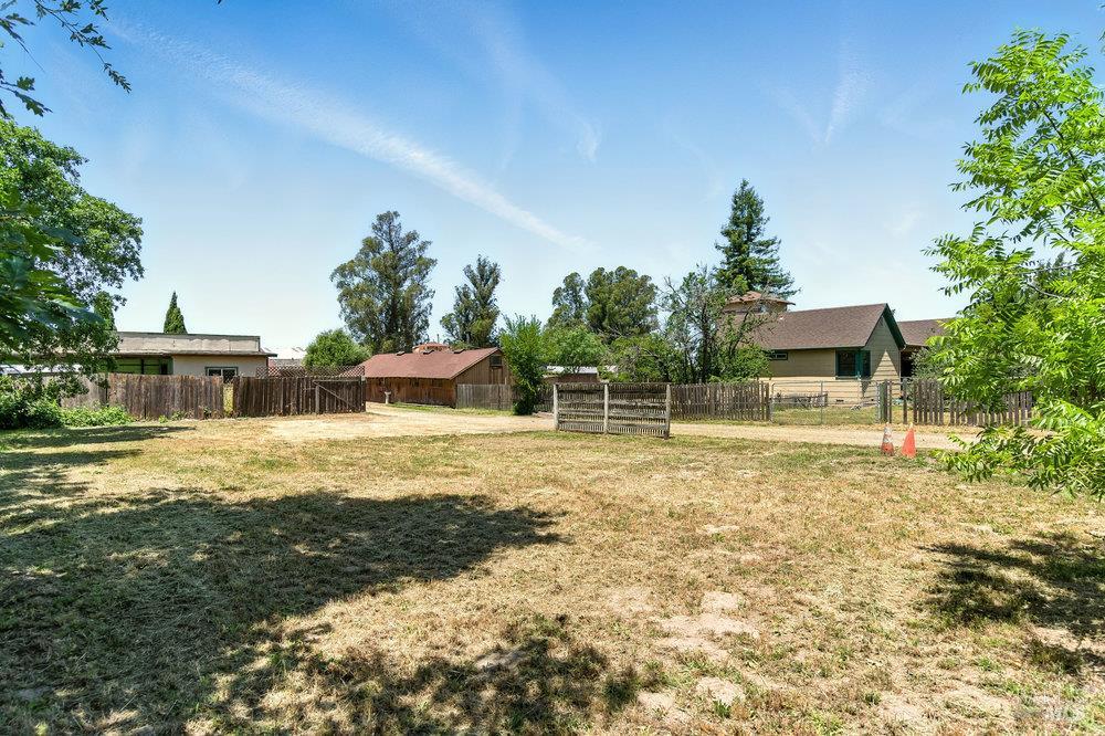 Detail Gallery Image 26 of 73 For 6067 Gilmore Ave, Cotati,  CA 94931 - 3 Beds | 2 Baths
