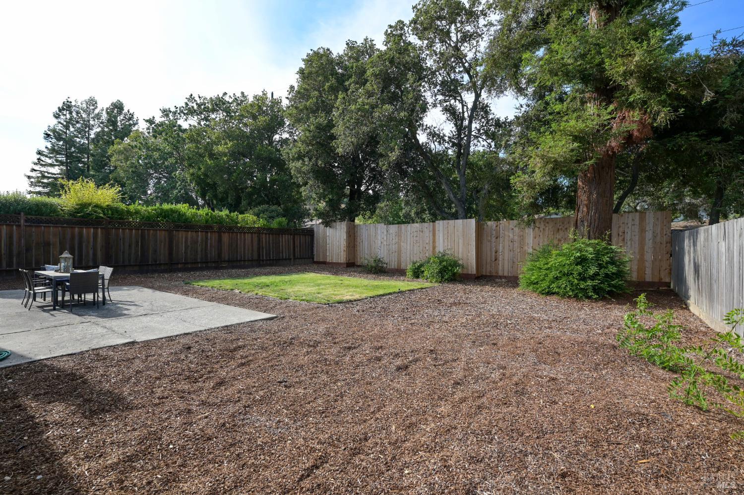 Detail Gallery Image 19 of 22 For 56 Grande Vis, Novato,  CA 94947 - 3 Beds | 2 Baths
