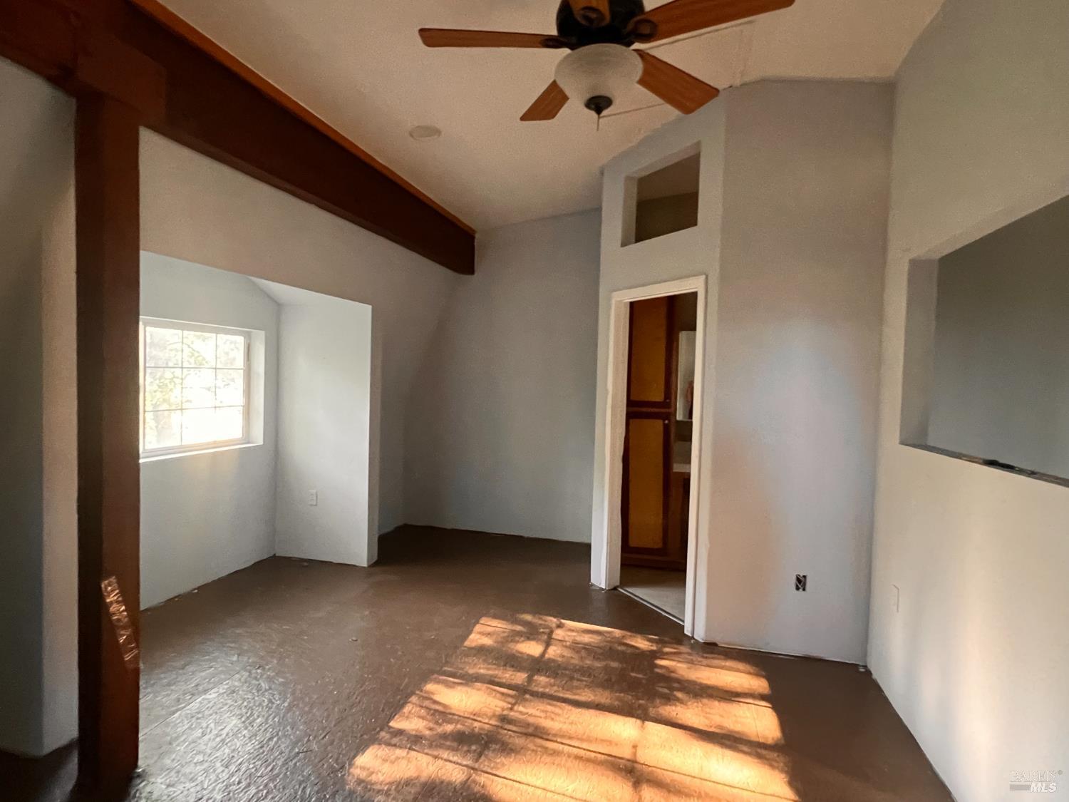 Detail Gallery Image 21 of 32 For 24140 East Ln, Covelo,  CA 95428 - 1 Beds | 1/1 Baths