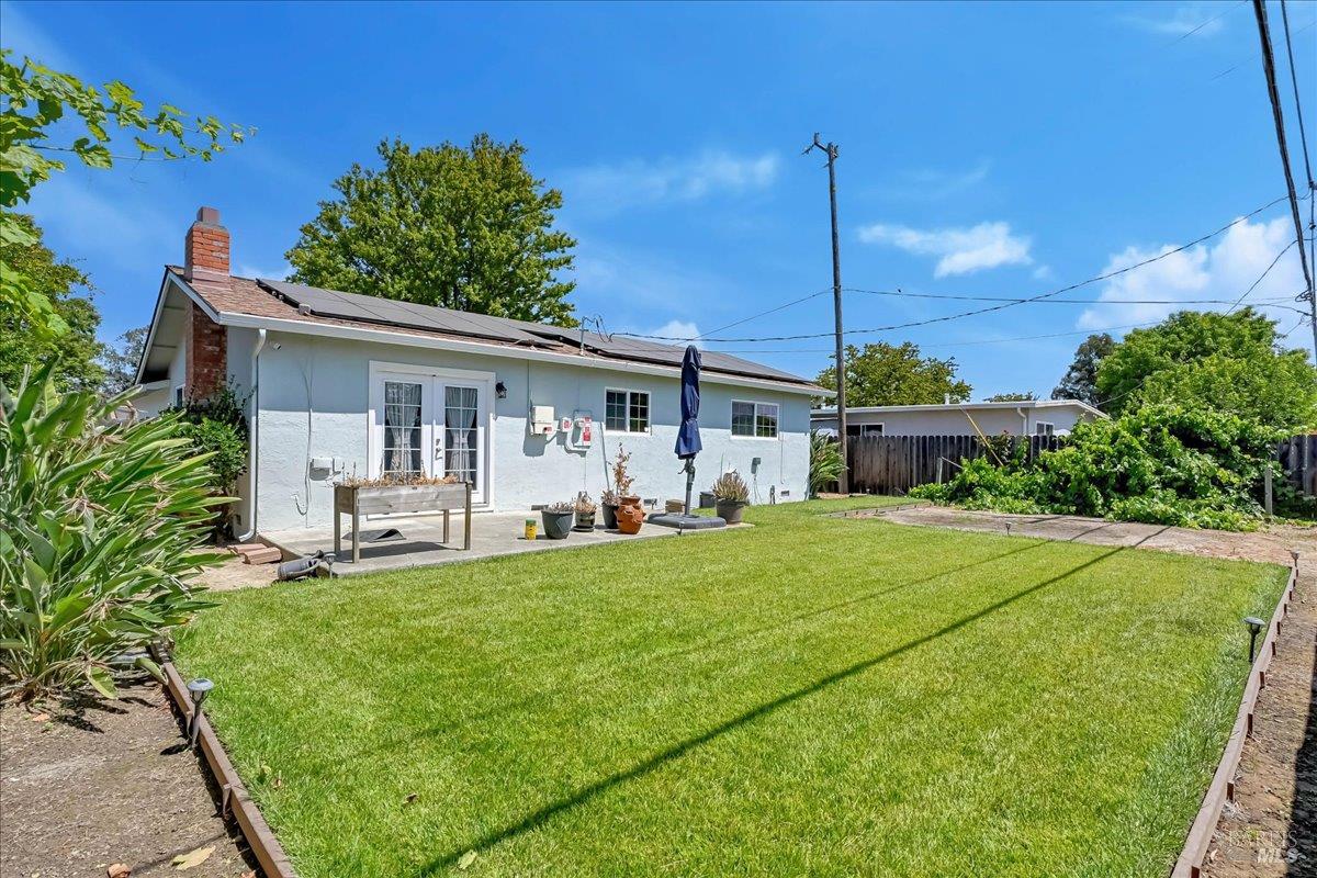 E Pacific Avenue, Fairfield, California image 33