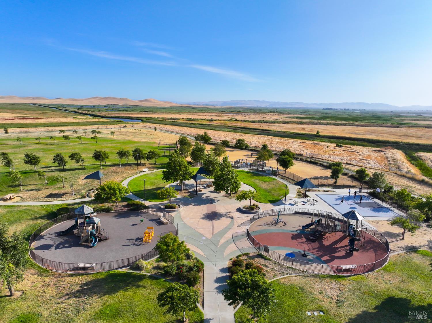 Detail Gallery Image 58 of 77 For 906 Trumpeter Ct, Suisun City,  CA 94585 - 3 Beds | 2 Baths