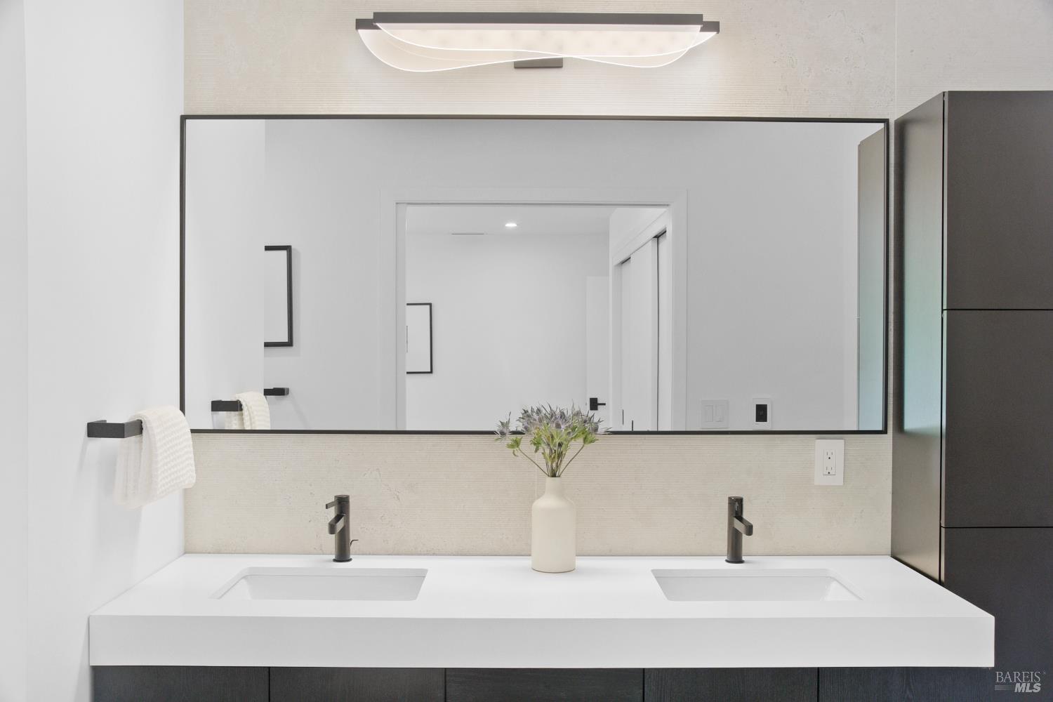 Detail Gallery Image 27 of 50 For 120 Fairway Dr, Novato,  CA 94949 - 3 Beds | 3/1 Baths