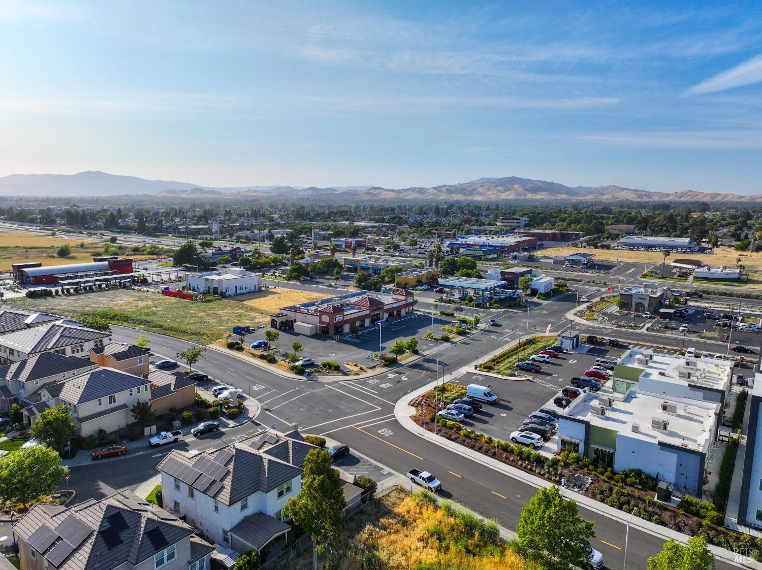 Detail Gallery Image 62 of 77 For 906 Trumpeter Ct, Suisun City,  CA 94585 - 3 Beds | 2 Baths