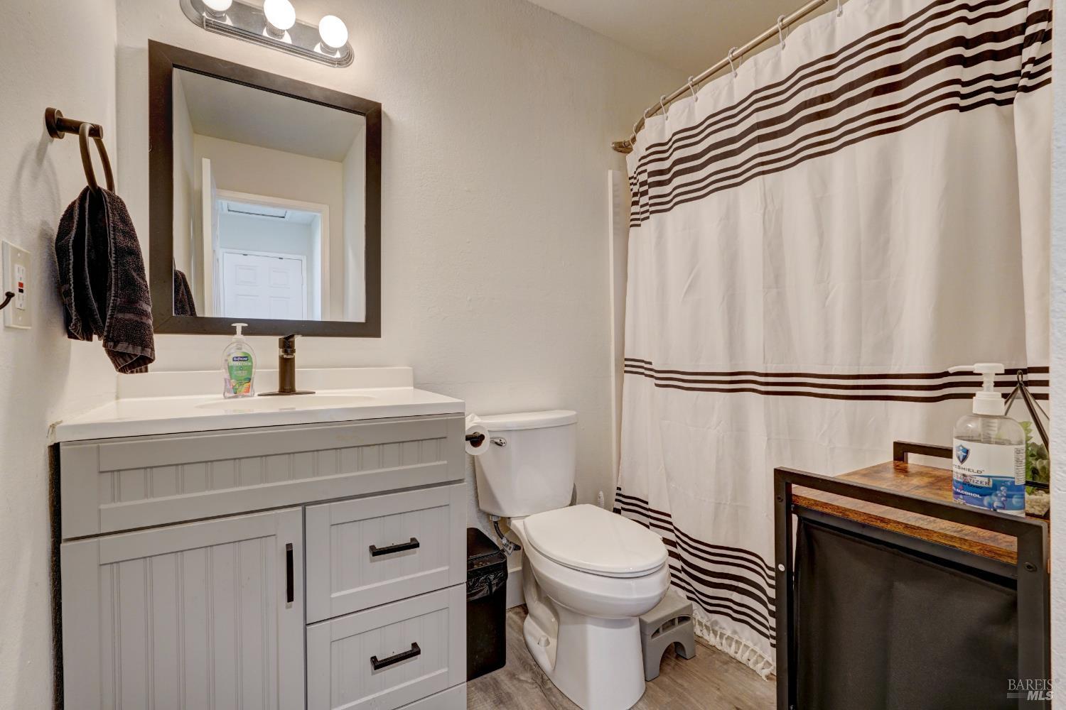 Detail Gallery Image 21 of 77 For 906 Trumpeter Ct, Suisun City,  CA 94585 - 3 Beds | 2 Baths
