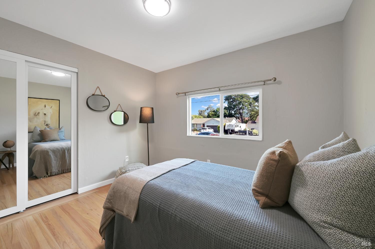 Detail Gallery Image 15 of 22 For 56 Grande Vis, Novato,  CA 94947 - 3 Beds | 2 Baths