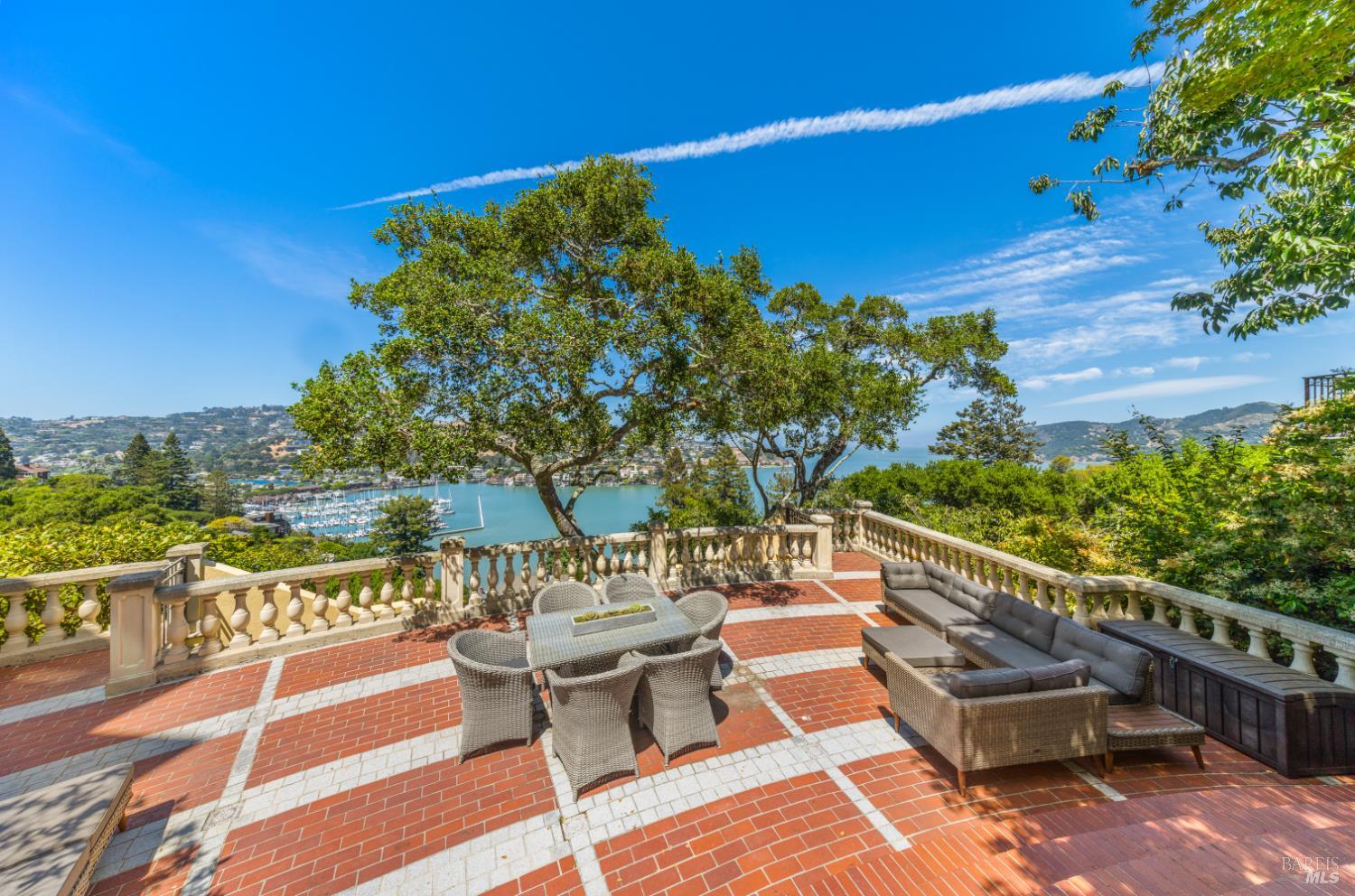 Detail Gallery Image 56 of 83 For 308 Golden Gate Ave, Belvedere,  CA 94920 - 8 Beds | 7/2 Baths