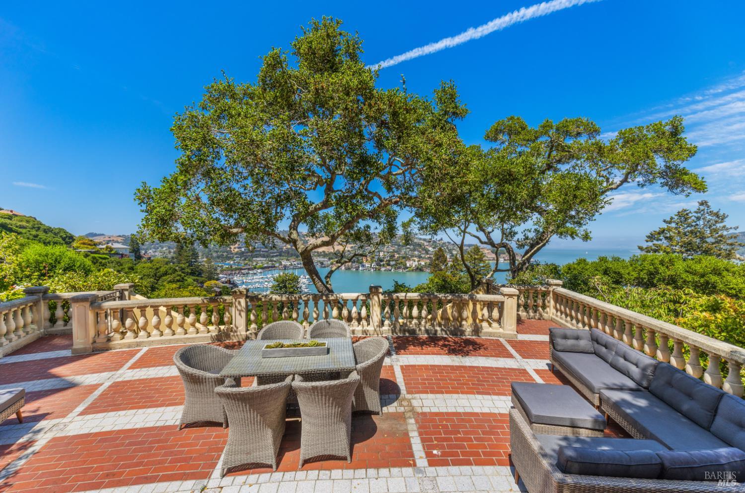 Detail Gallery Image 55 of 83 For 308 Golden Gate Ave, Belvedere,  CA 94920 - 8 Beds | 7/2 Baths