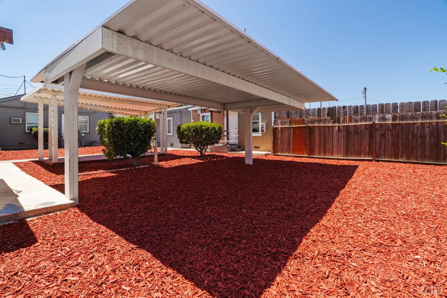 Detail Gallery Image 5 of 24 For 19 Washington St, Bay Point,  CA 94565 - – Beds | – Baths