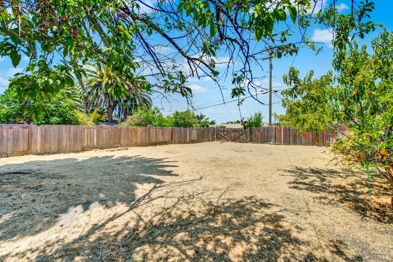 Detail Gallery Image 40 of 50 For 518 Empire St, Fairfield,  CA 94533 - 3 Beds | 1 Baths