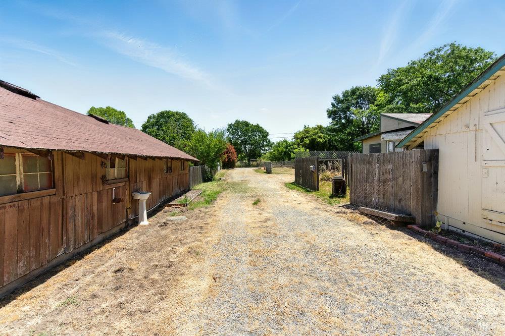 Detail Gallery Image 23 of 73 For 6067 Gilmore Ave, Cotati,  CA 94931 - 3 Beds | 2 Baths