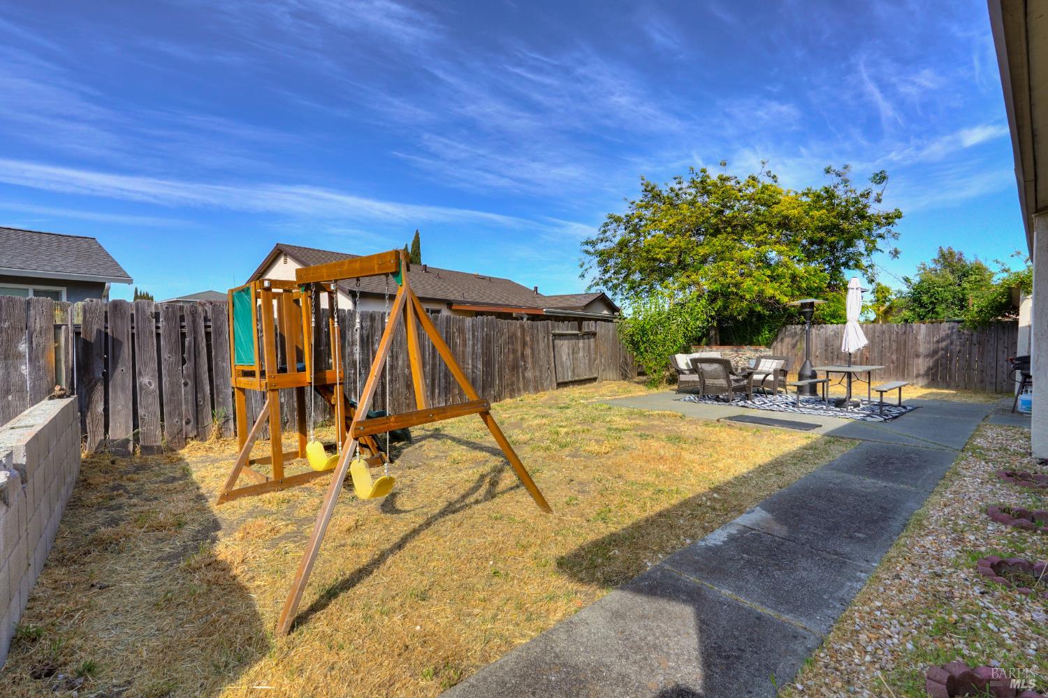 Detail Gallery Image 35 of 77 For 906 Trumpeter Ct, Suisun City,  CA 94585 - 3 Beds | 2 Baths