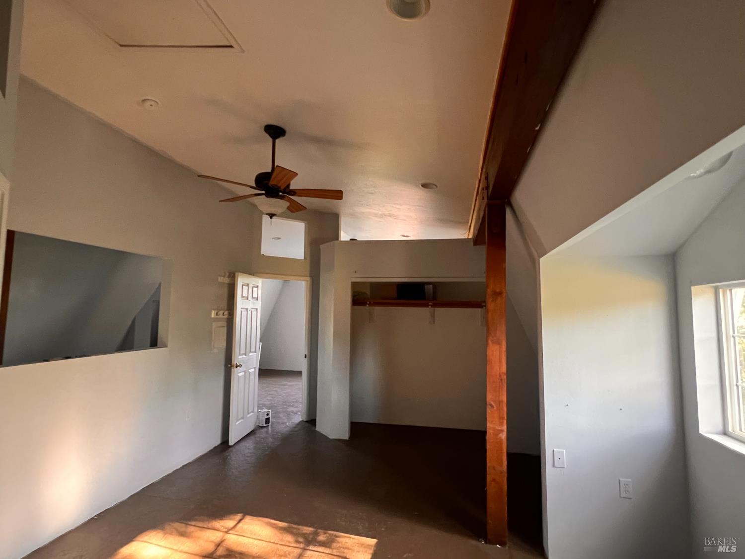 Detail Gallery Image 22 of 32 For 24140 East Ln, Covelo,  CA 95428 - 1 Beds | 1/1 Baths