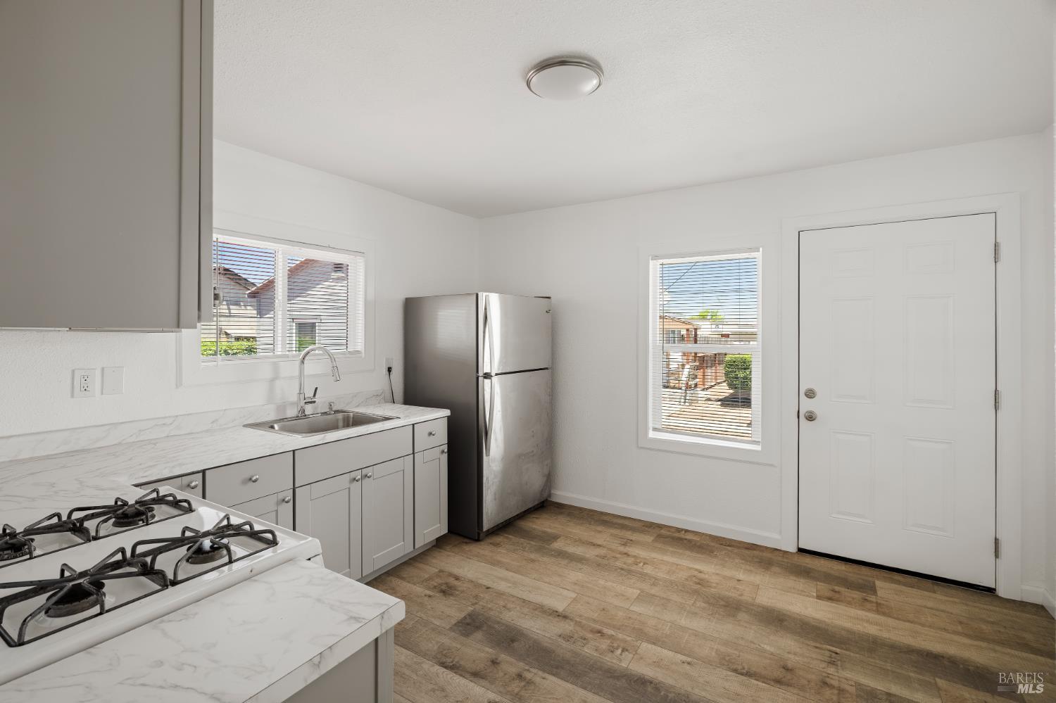 Detail Gallery Image 10 of 24 For 19 Washington St, Bay Point,  CA 94565 - – Beds | – Baths