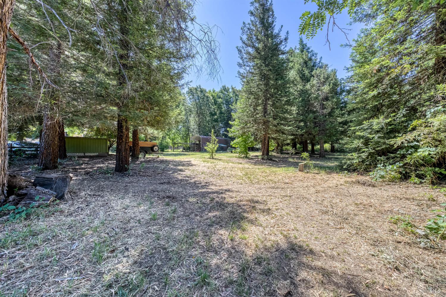 Detail Gallery Image 61 of 75 For 8201 W Side Potter Valley Rd, Potter Valley,  CA 95469 - 4 Beds | 3 Baths