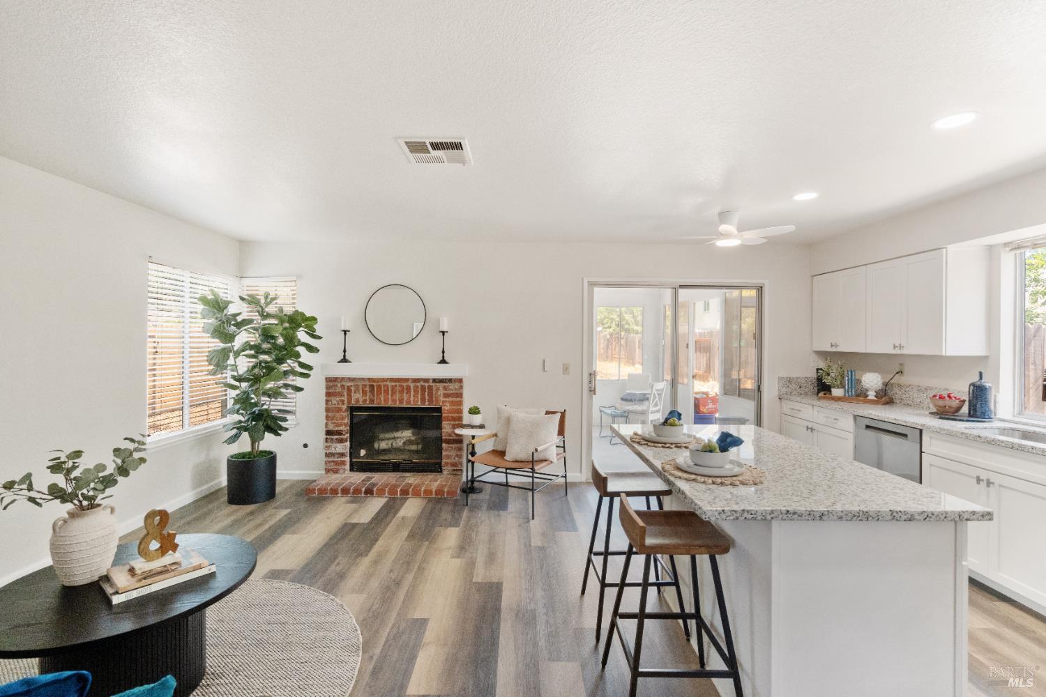 Colby Court, Vacaville, California image 9