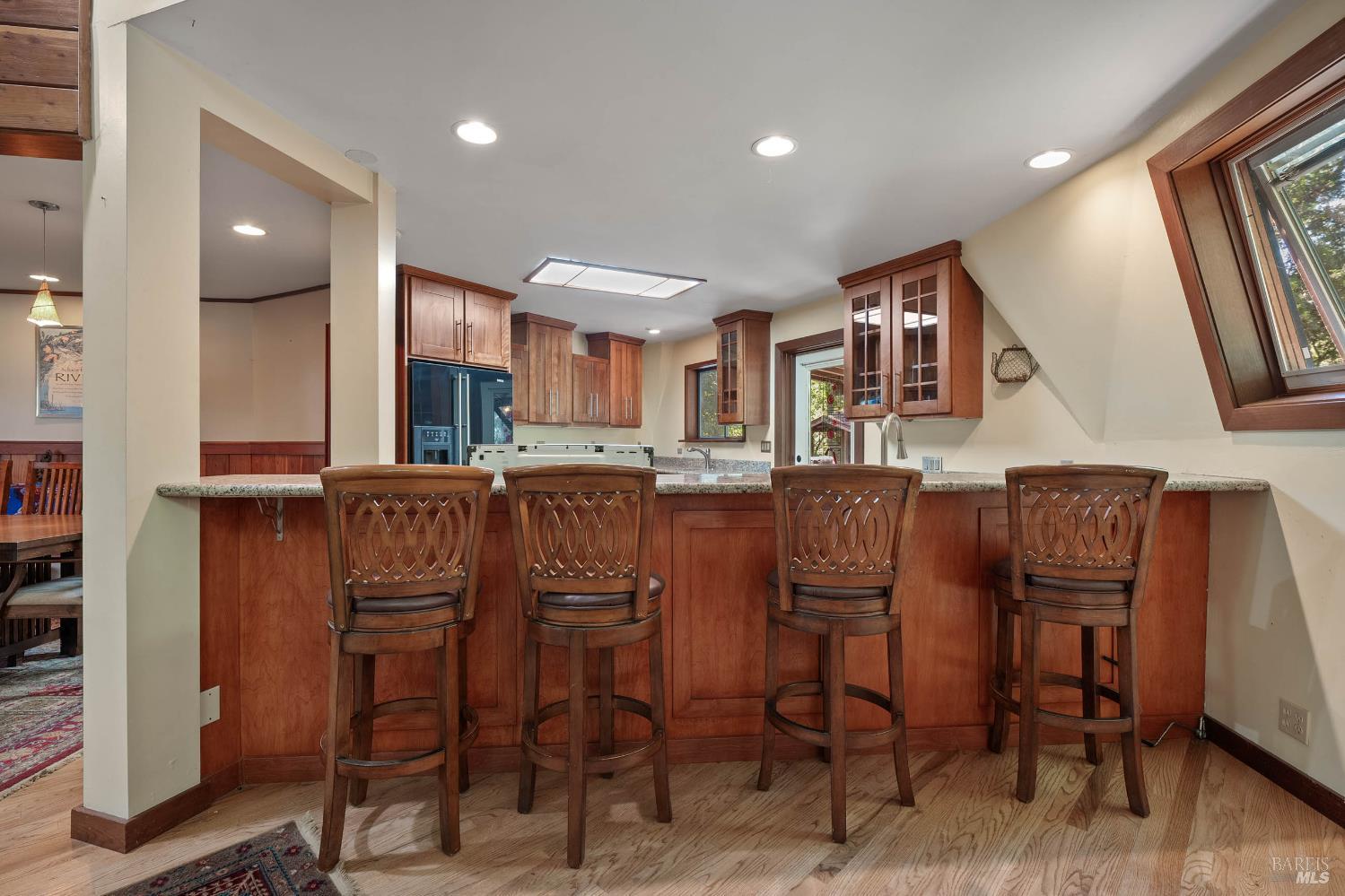 Detail Gallery Image 8 of 75 For 8201 W Side Potter Valley Rd, Potter Valley,  CA 95469 - 4 Beds | 3 Baths