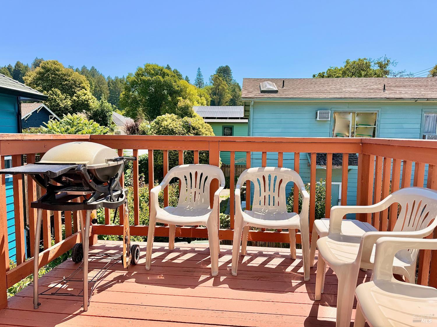 Detail Gallery Image 5 of 28 For 16356 3rd St, Guerneville,  CA 95446 - 1 Beds | 1 Baths