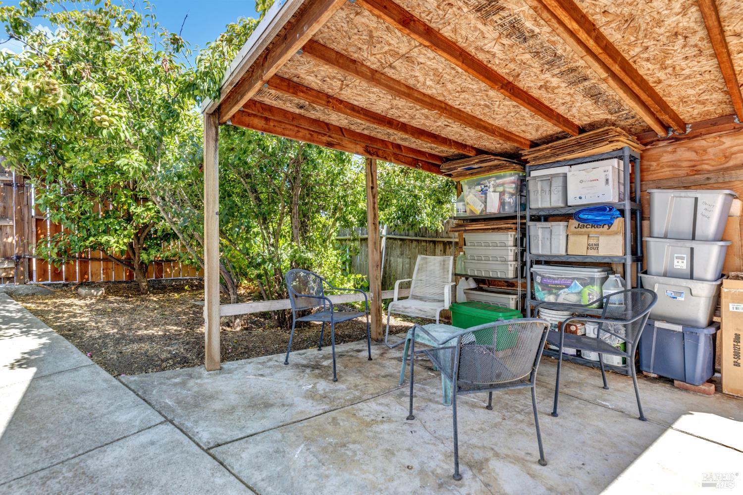 Detail Gallery Image 30 of 31 For 40 La Cruz Ave, Benicia,  CA 94510 - 3 Beds | 2 Baths