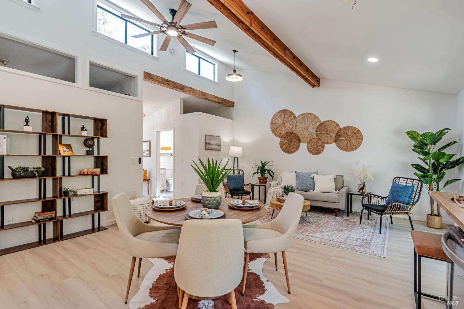 Detail Gallery Image 8 of 38 For 240 Vila Rd, Forestville,  CA 95436 - 2 Beds | 2 Baths