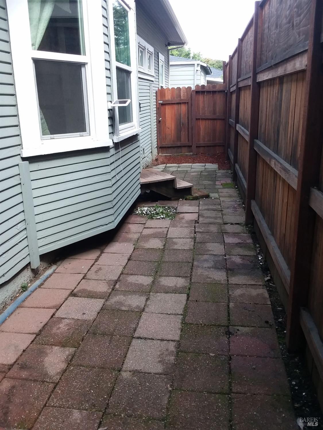 Detail Gallery Image 8 of 35 For 409 College Ave, Santa Rosa,  CA 95401 - – Beds | – Baths