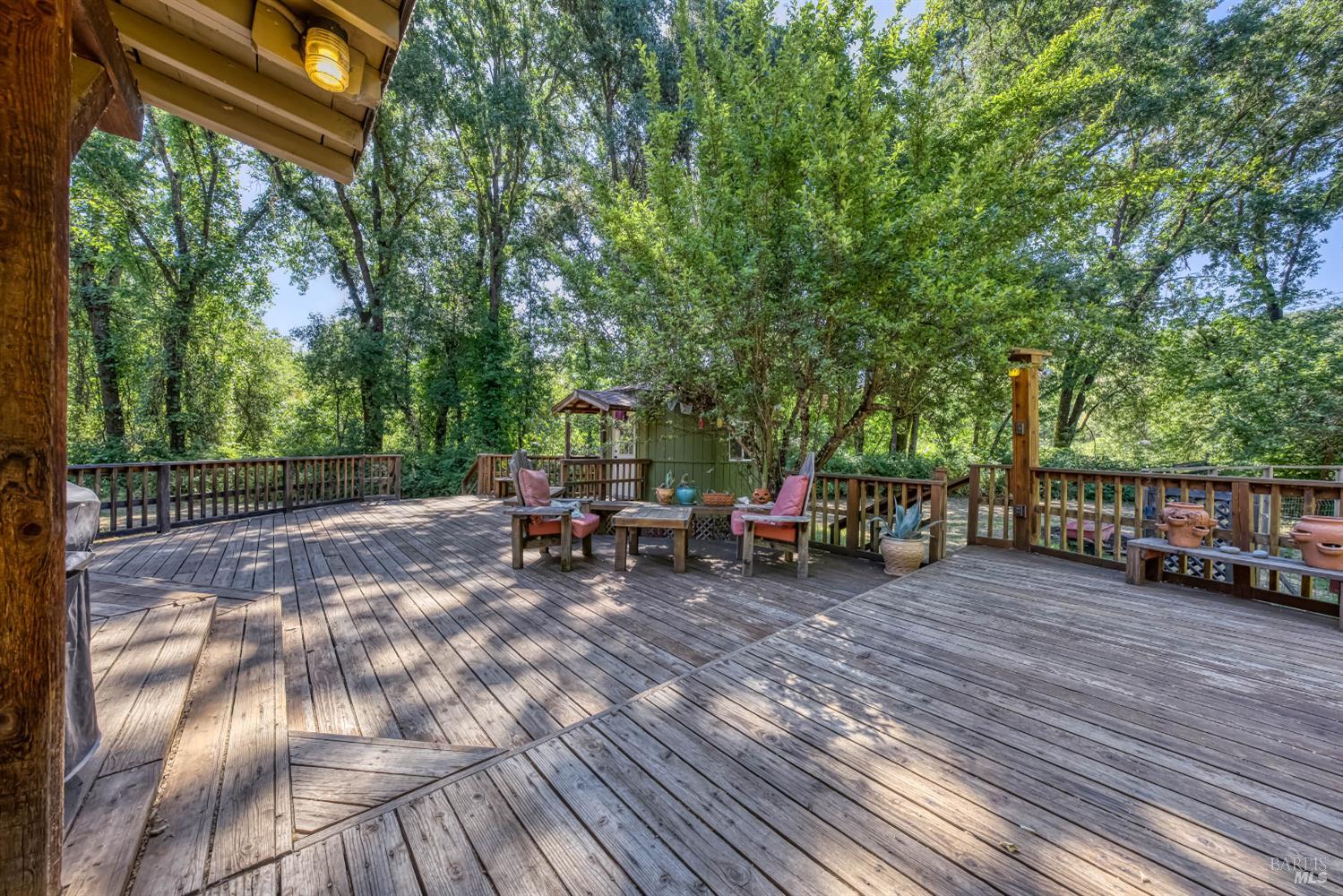 Detail Gallery Image 32 of 75 For 8201 W Side Potter Valley Rd, Potter Valley,  CA 95469 - 4 Beds | 3 Baths