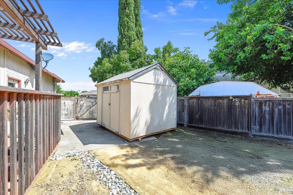 Property Photo 34