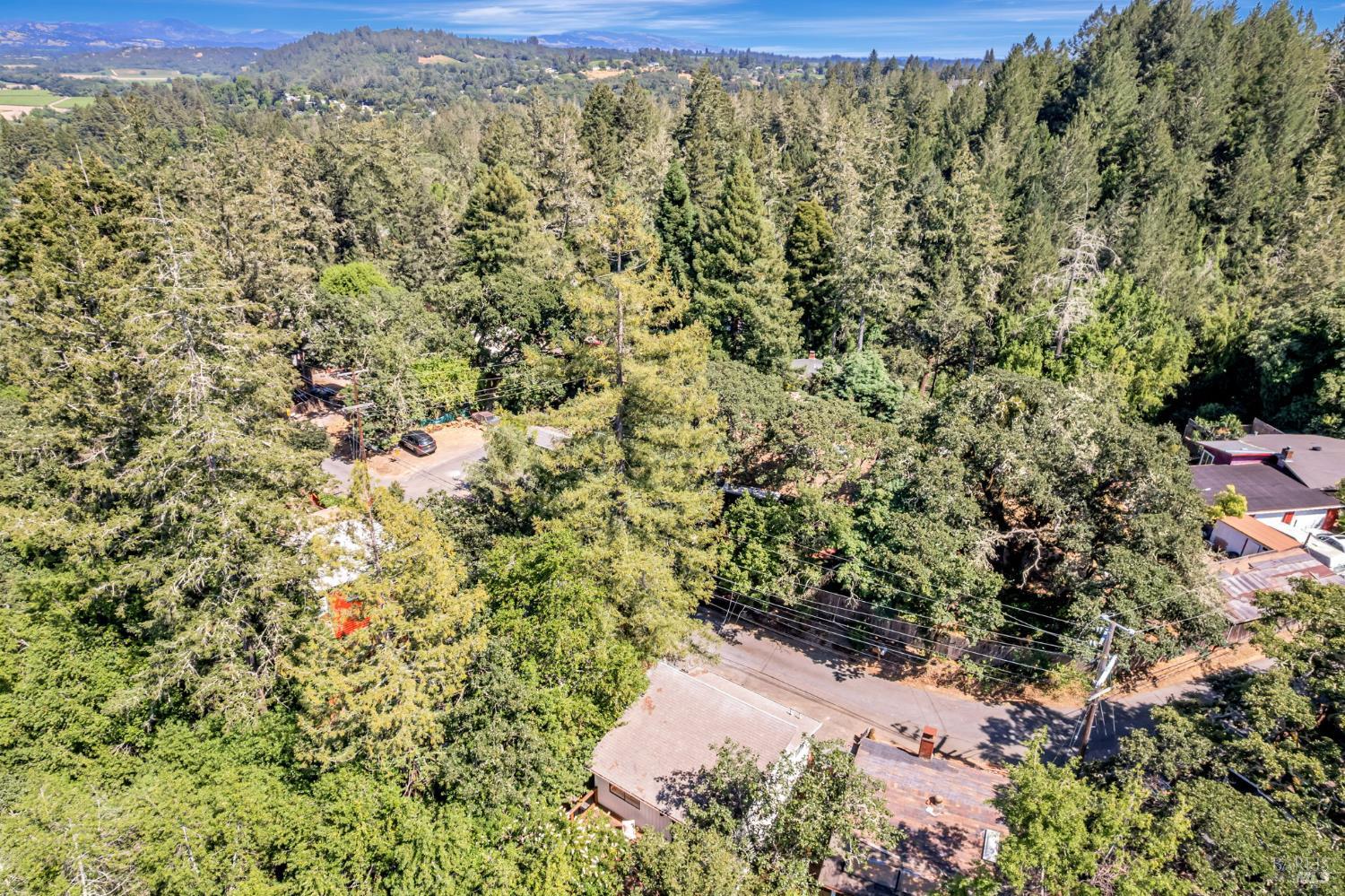 Detail Gallery Image 32 of 38 For 240 Vila Rd, Forestville,  CA 95436 - 2 Beds | 2 Baths